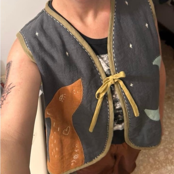 Thread & Sprout Magic Vest - Picture 5 of 6